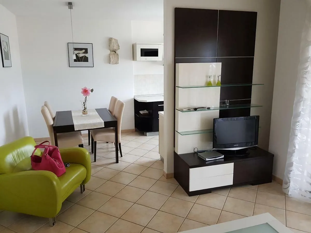 Ferienhaus Topic Vrsar Apartment